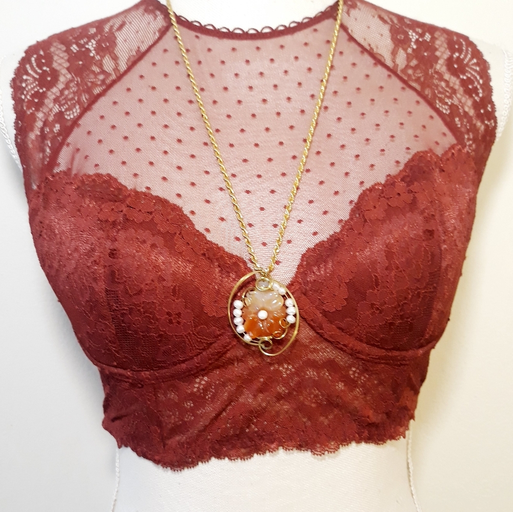 Vintage Carved Carnelian and Pearl Flower Pendant + Monet Chunky Gold Tone Chain - Picture 12 of 14